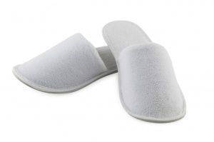 Тапочки махровые белые, закрыт. мыс, подошва ЭВА 4,5 мм. мод.М-107
