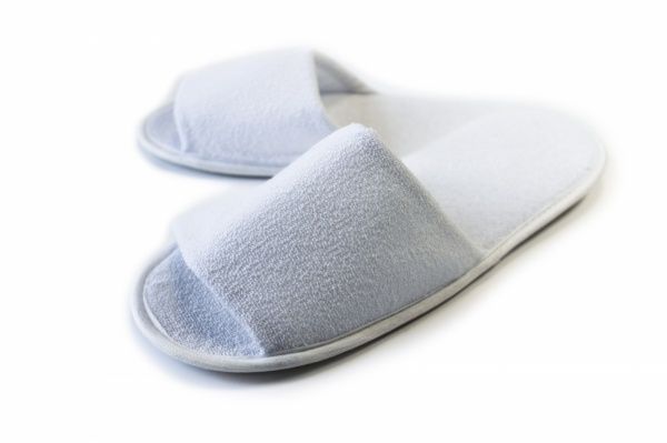 Тапочки махровые белые, открыт. мыс, подошва ЭВА 4,5 мм мод. М-106