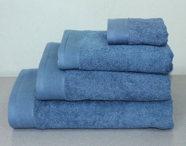 Полотенце махровое 100х150 темно-голубой, "GUTEN MORGEN"